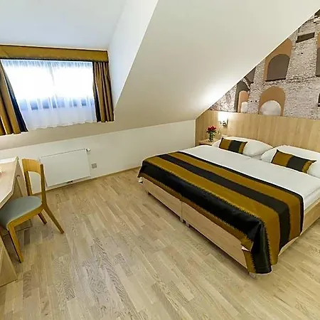 Hotel Garni Castle Bridge Cesky Krumlov